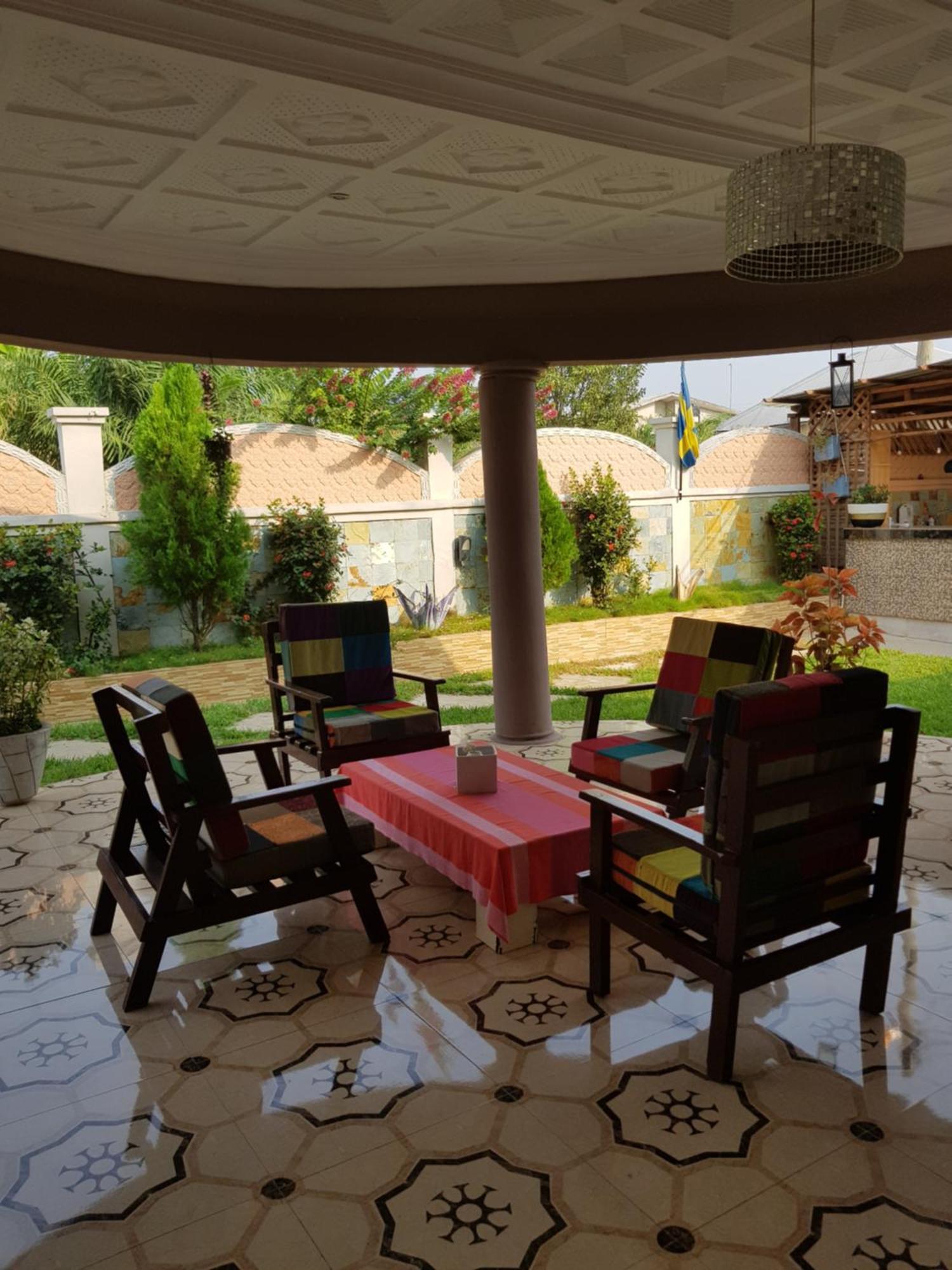 Nana Adu Guest House Koforidua Esterno foto