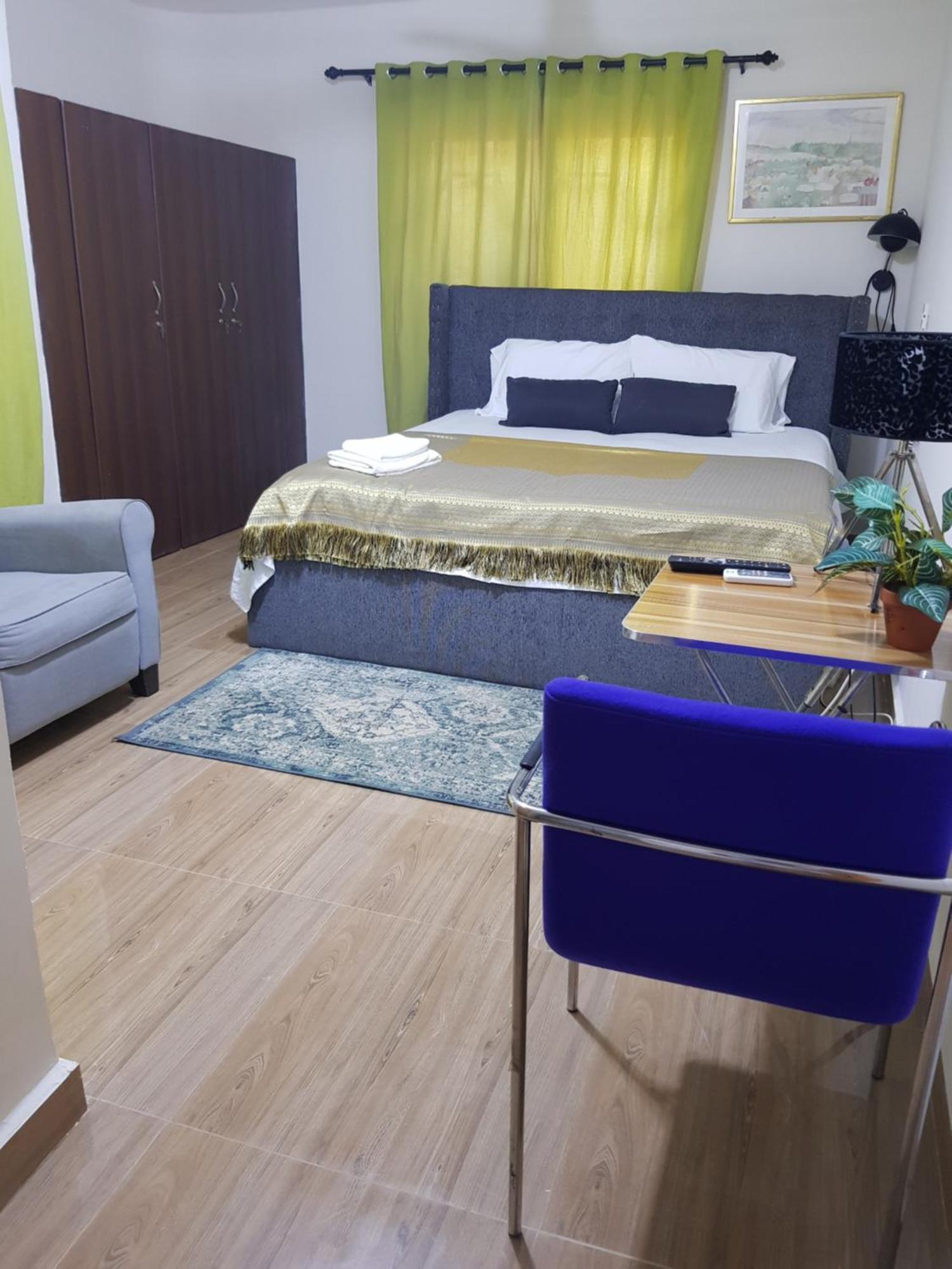 Nana Adu Guest House Koforidua Esterno foto