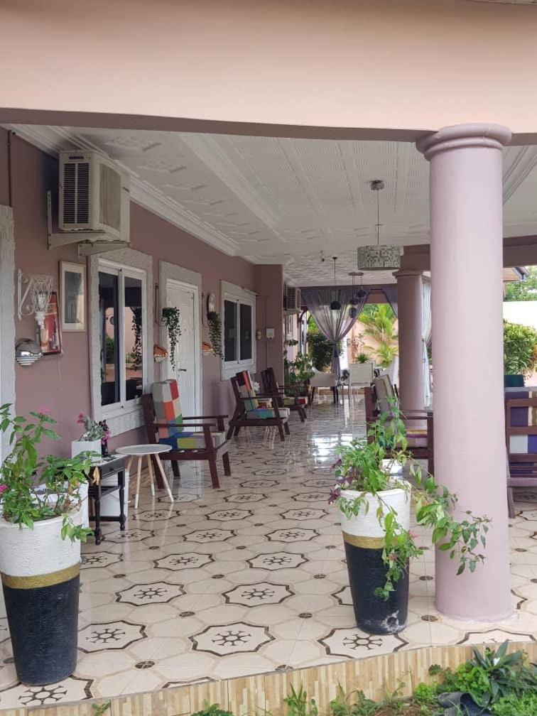Nana Adu Guest House Koforidua Esterno foto